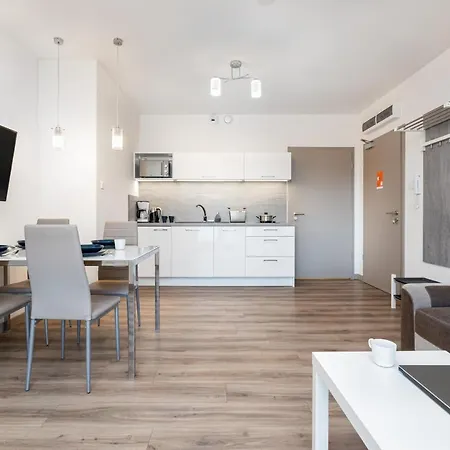 Apartment Piec Morz By Renters