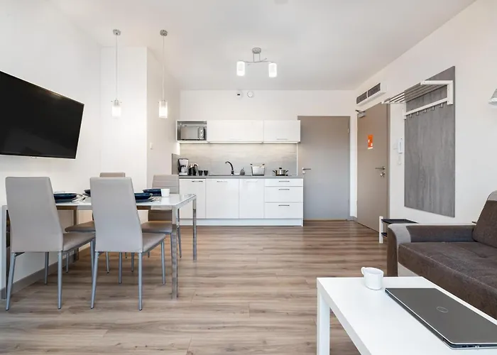 Apartment Piec Morz By Renters